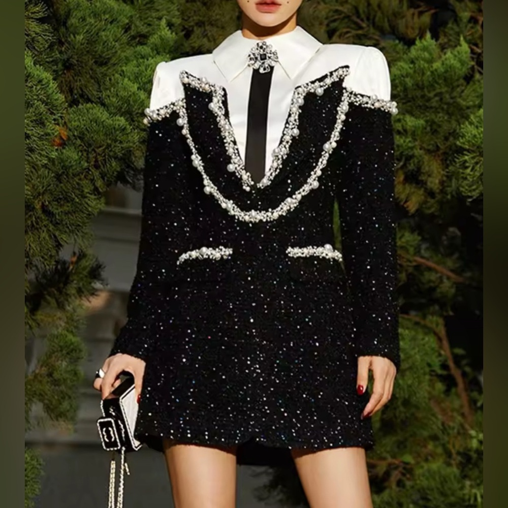 NWT $198 Boss Babe in Paris Black and White Women's Blazer